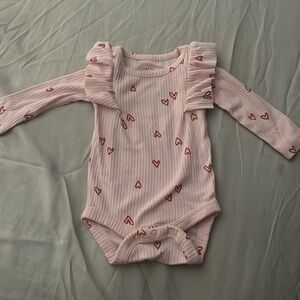Newborn Heart onsie 🩷
